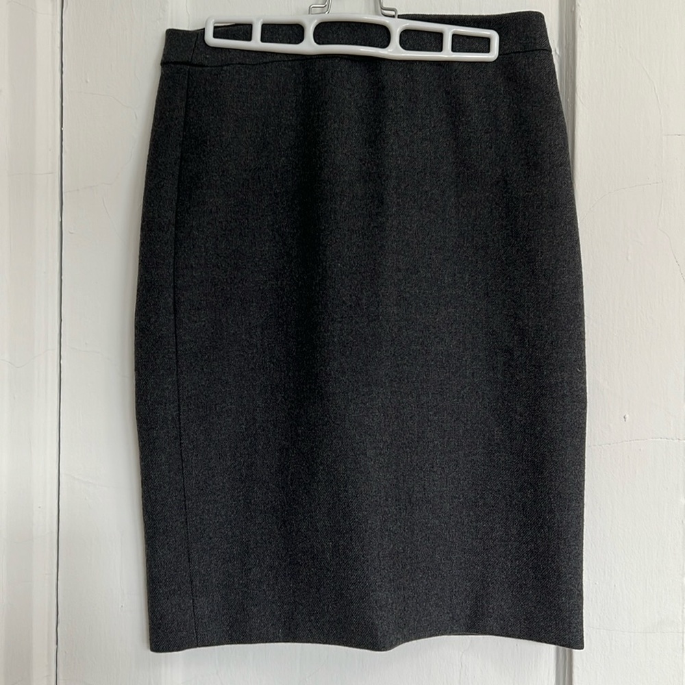 J.Crew gray wool pencil skirt size 2 (no. 2 pencil)